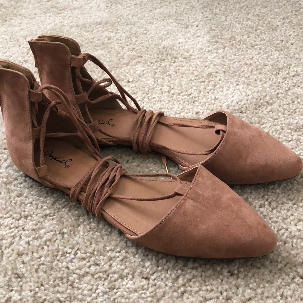 Camel Tie-Up Flats